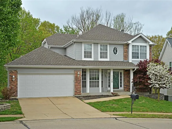 1109 Big Bend Station Dr, Valley Park, MO 63088