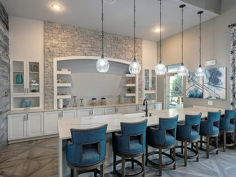 Cottonwood Clermont Clubroom