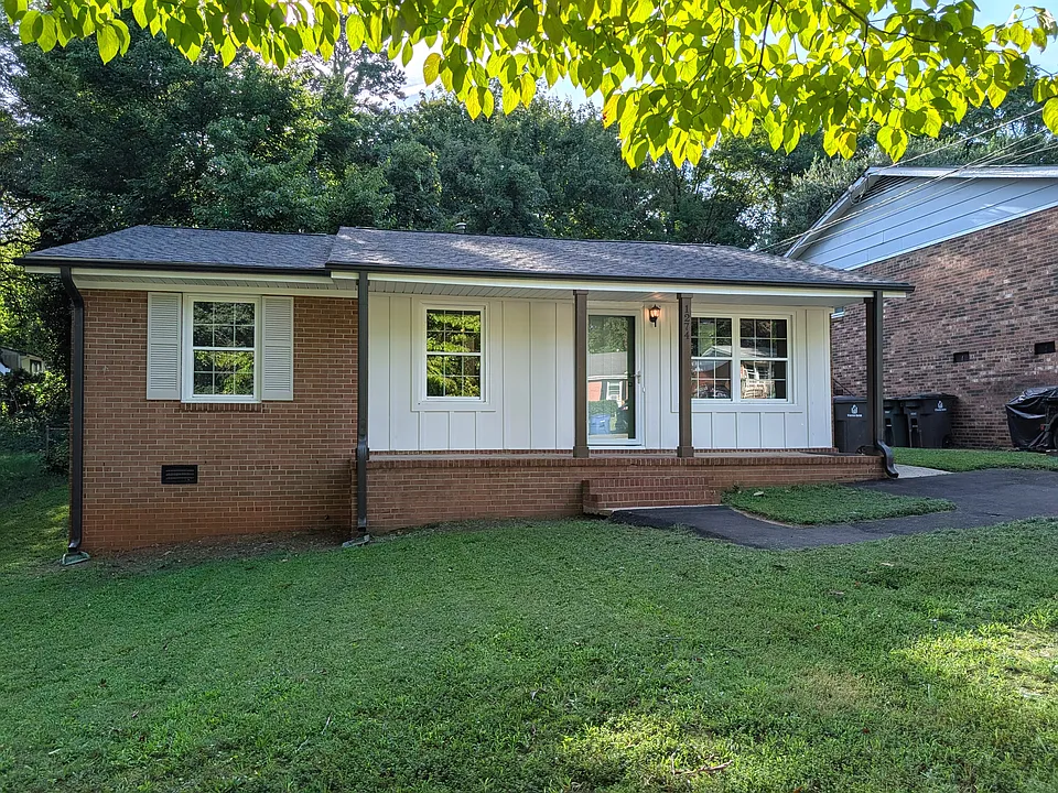 1274 Tredwell Dr
