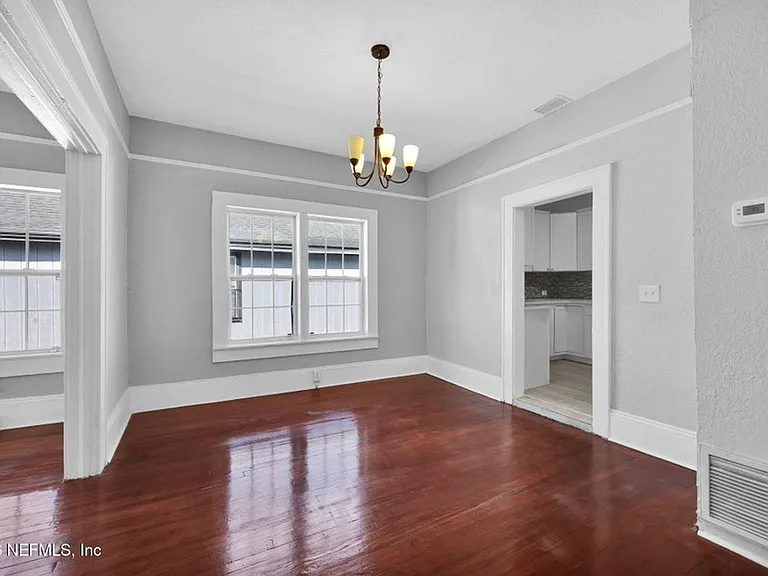 2517 Orion St — Photo 7