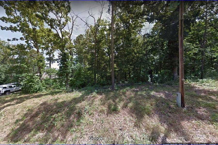 2nd image of Abbotsley Ln