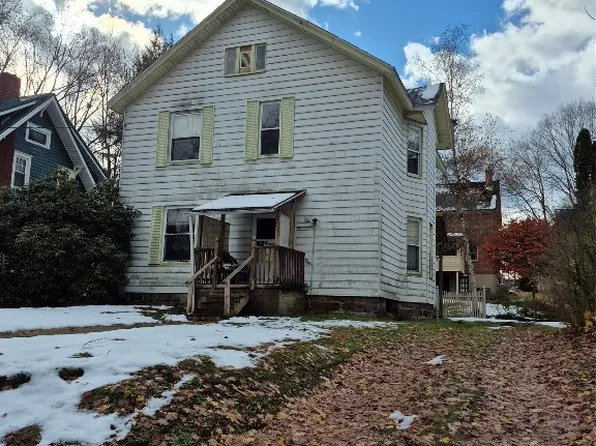 586 Walnut St, Meadville, PA 16335