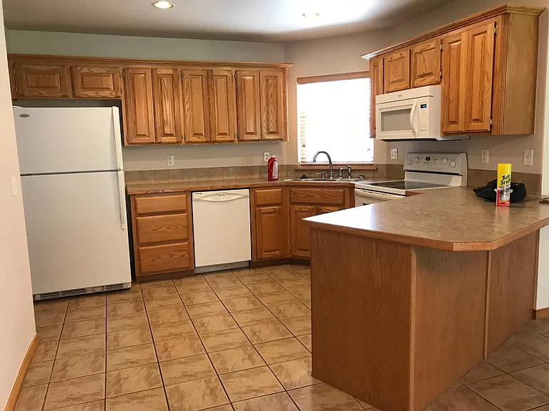 42902 Westech Rd — Photo 5