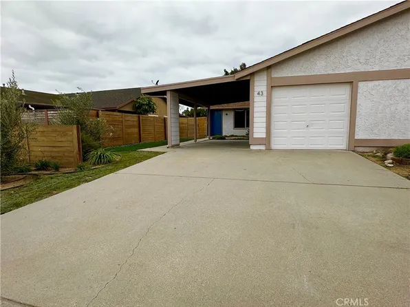 43 Abrazo Dr, Camarillo, CA 93012
