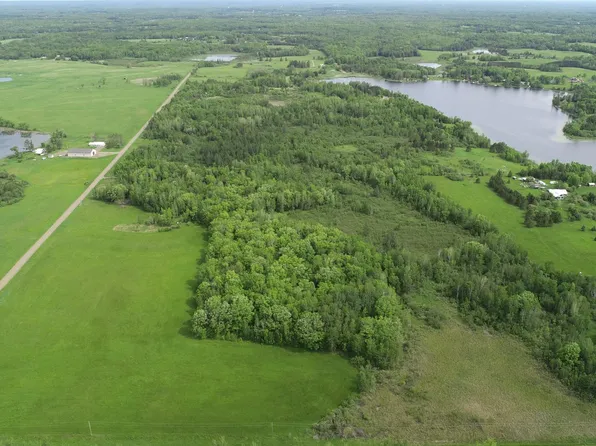42 Pioneer Rd, Sturgeon Lake, MN 55783