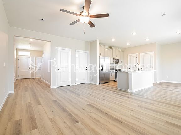 3rd image of 17892 E 94th Pl