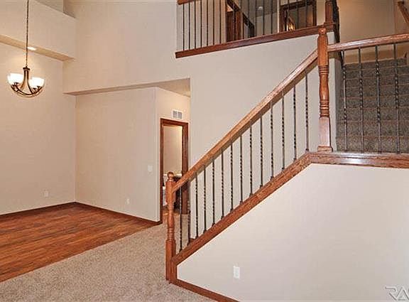 4th image of 4403 W Townsley Pl