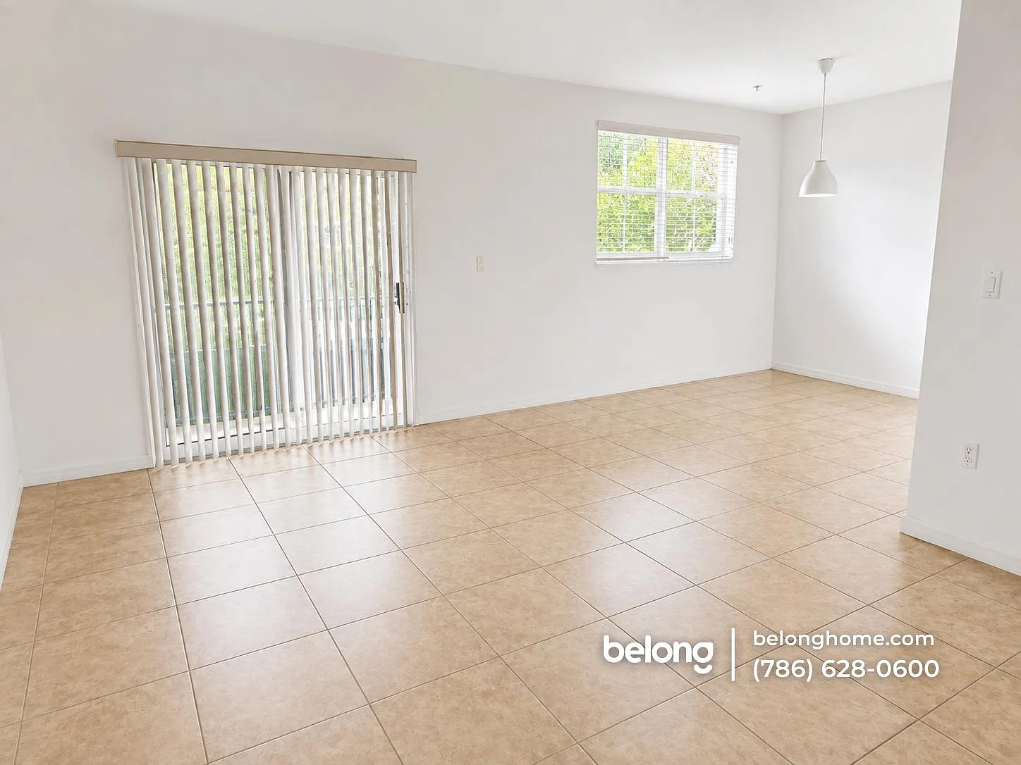 3 bed, 2.5 bath, 1257 sqft, $3,055 — Photo 4