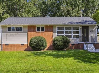 1602 Crystal Ln, Greensboro, NC 27403