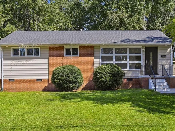 1602 Crystal Ln, Greensboro, NC 27403