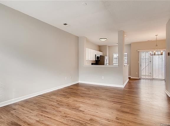 2nd image of 6363 Mallard View Ln