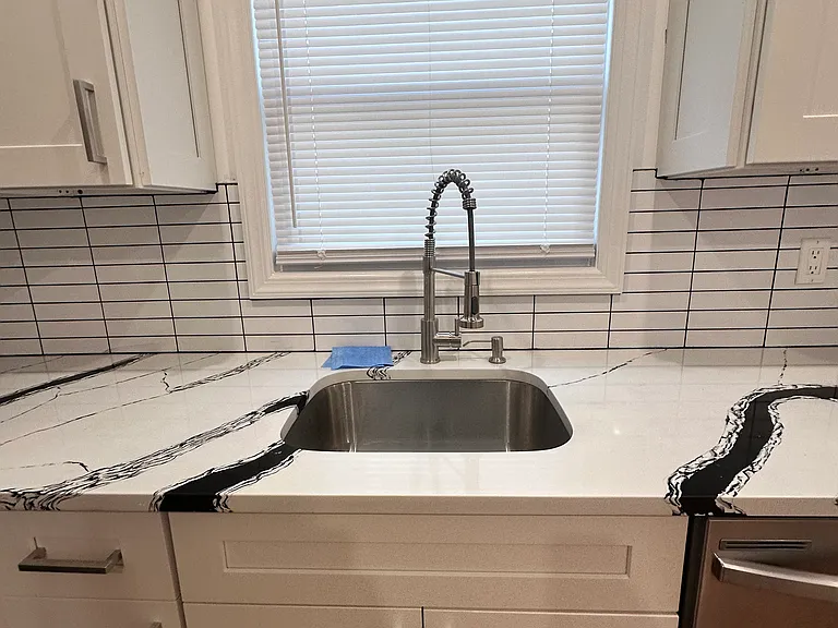 1300 Lincoln St #1 — Photo 3