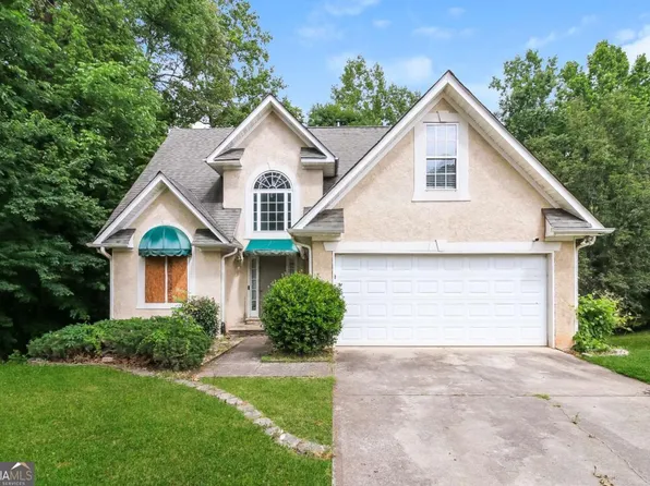 1031 Chads Rdg, Jonesboro, GA 30236