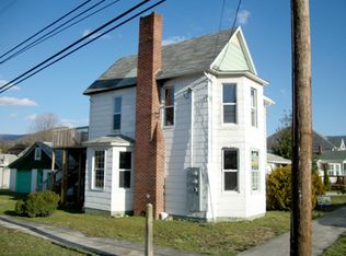 318 Main St, Parsons, WV 26287