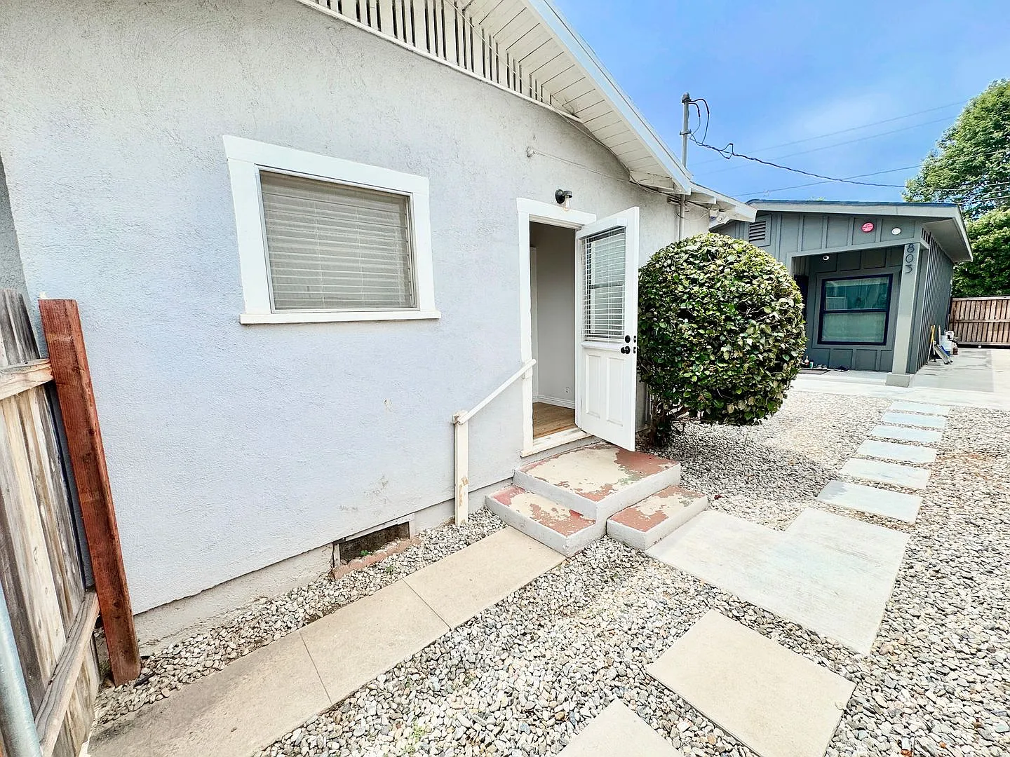 801 N. Olive Ave — Photo 3
