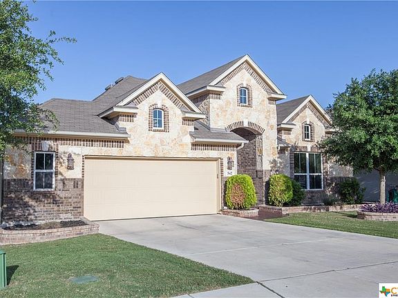 2nd image of 542 Oakmont Way