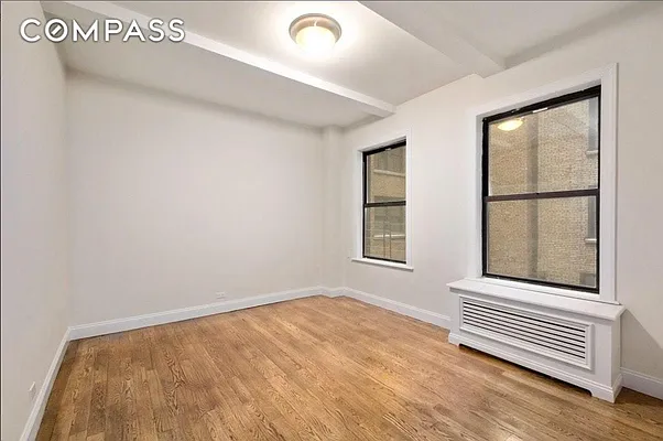 Rented by Compass | media 23