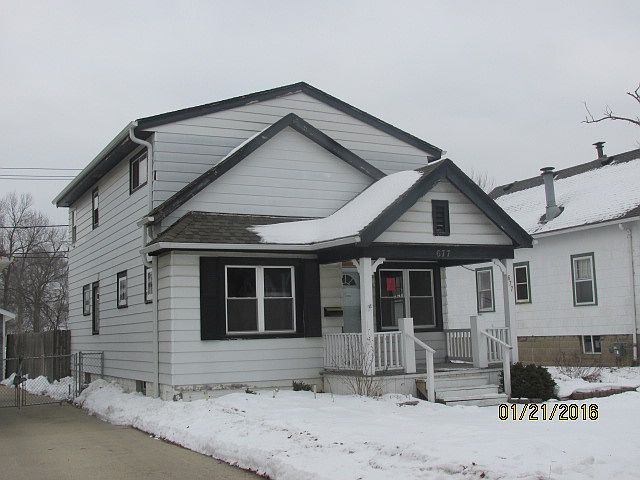1st image of 677 S Oak Park Ct