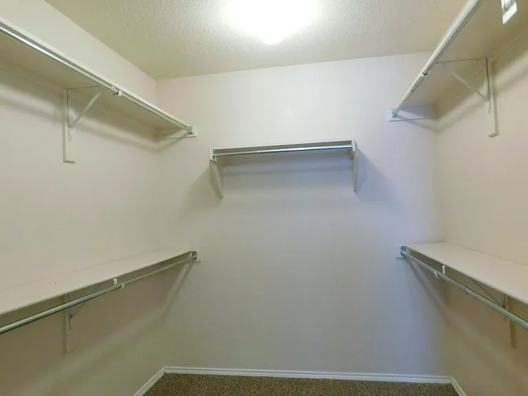 4204 Sonoma Dr — Photo 18