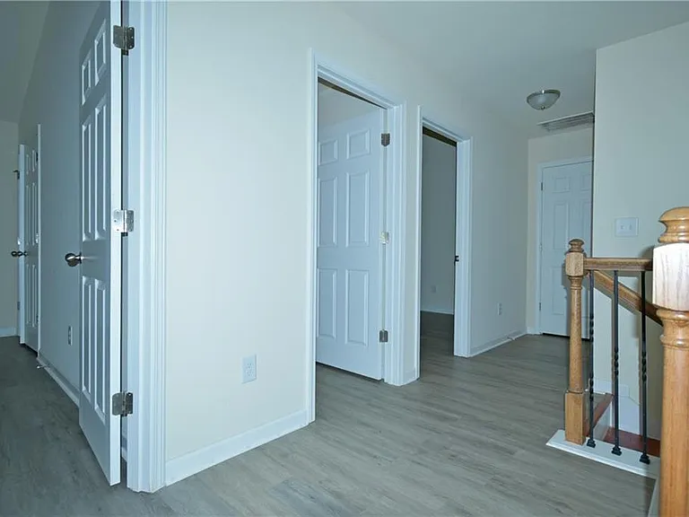 3094 Tofte Dr — Photo 18