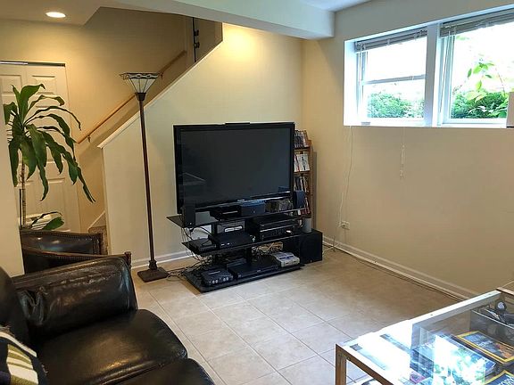3rd image of 1108 Dunlop Ave #G