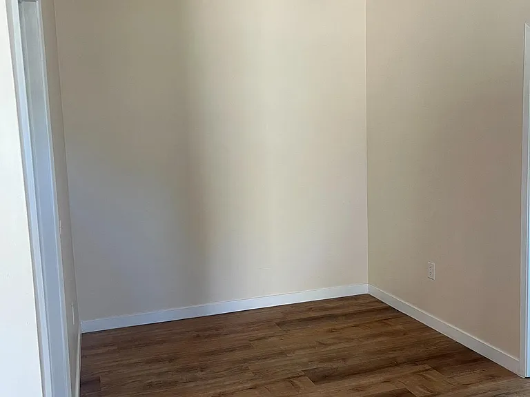124 La Lomita Dr — Photo 4