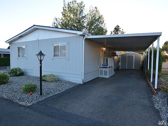 3rd image of 2453 Nightingale Ln