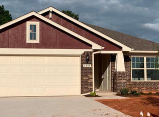 2398 Anna Ct, Blanchard, OK 73010