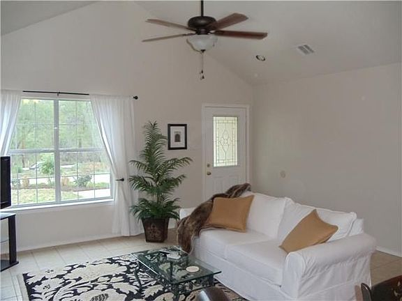 5th image of 107 E Okoe Ct