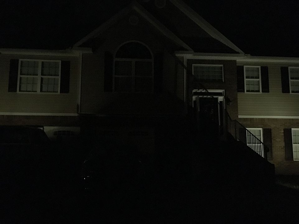 2nd image of 117 Bram Way SE