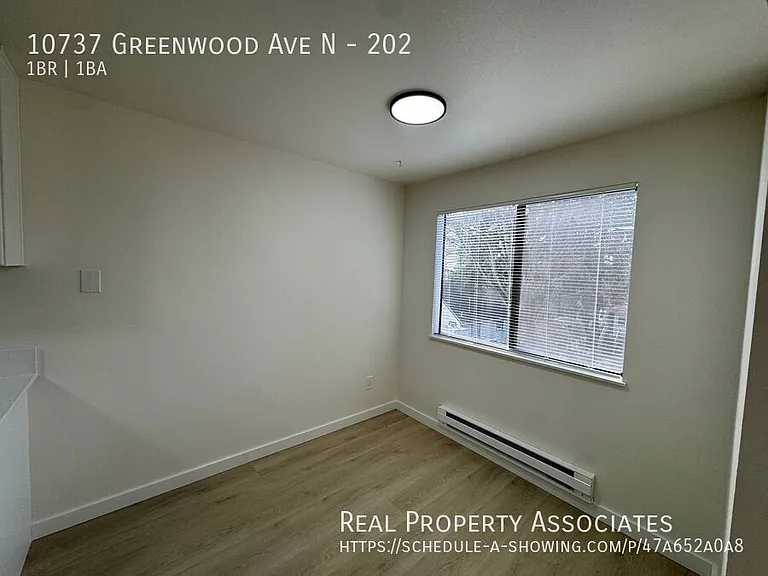 10737 Greenwood Ave N #202 — Photo 6
