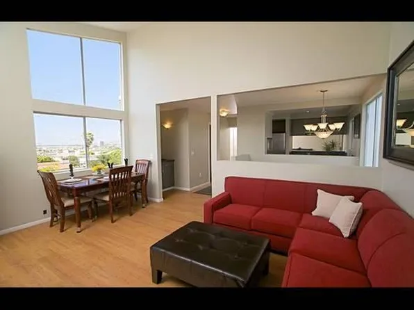 4388 Valeta St, San Diego, CA 92107