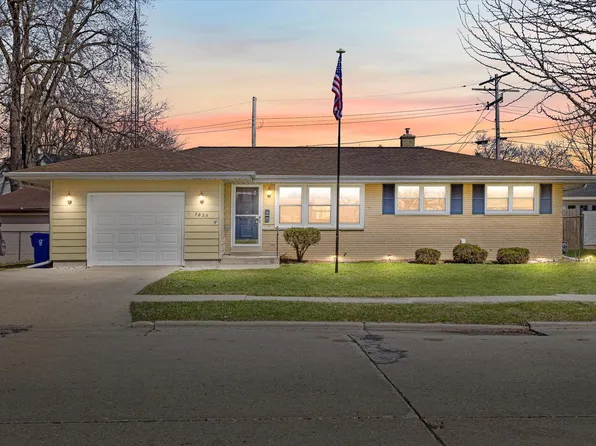 7833 10th AVENUE, Kenosha, WI 53143