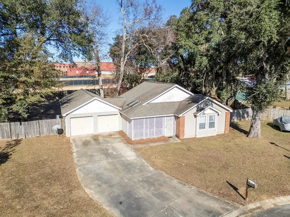 105 Wildmeade Ct, Leesburg, GA 31763