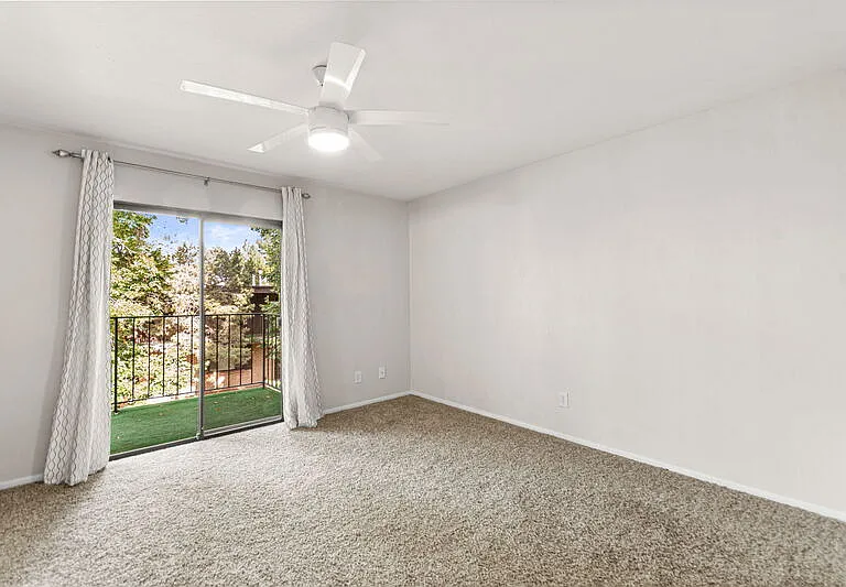 11363 W 18th Ave — Photo 12