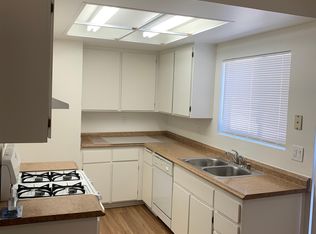 1300 Isleton Pl APT 3, Oxnard, CA 93030