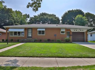 508 N Locust St, Green Bay, WI 54303