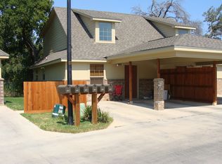 136 Meadow Park Cir, Lacy Lakeview, TX 76705