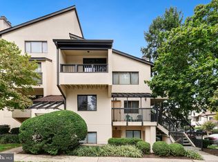 9855 Hellingly Pl #88, Gaithersburg, MD 20886