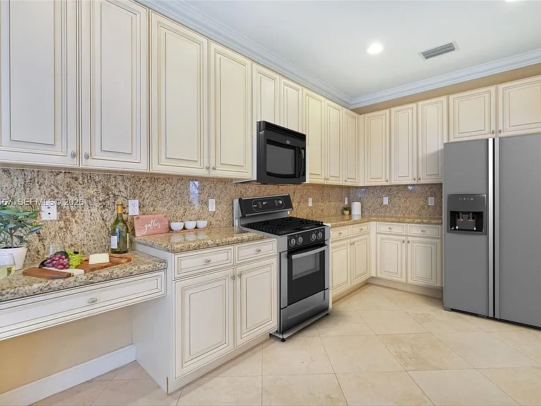 11597 Rock Lake Ter — Photo 13