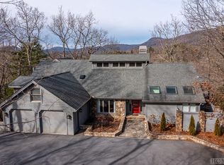 53 Running Fox Rd, Sapphire, NC 28774