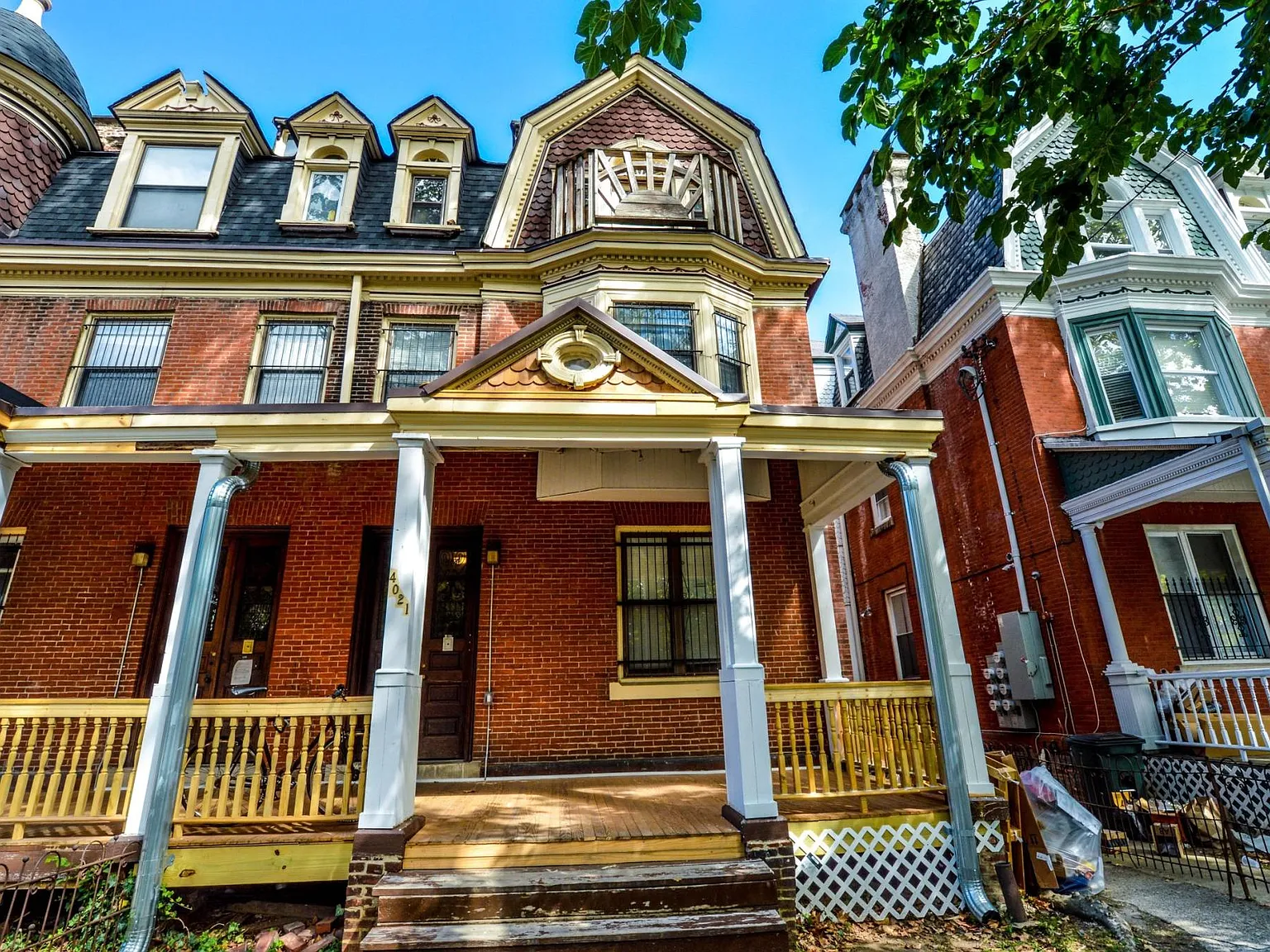 2 bed, 760 sqft, $2,000 — Photo 1