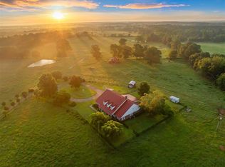 802 N Denison Rd, Idabel, OK 74745