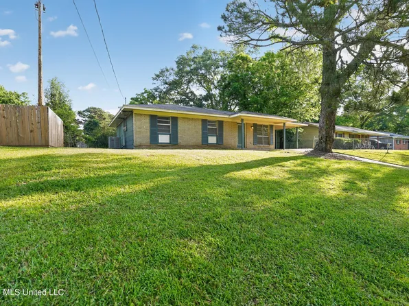 150 Hayes Dr, Jackson, MS 39209
