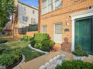 843 Barnaby St SE, Washington, DC 20032