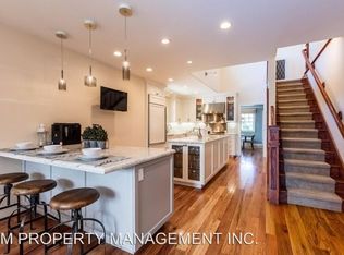 111 University Ave, Los Gatos, CA 95030