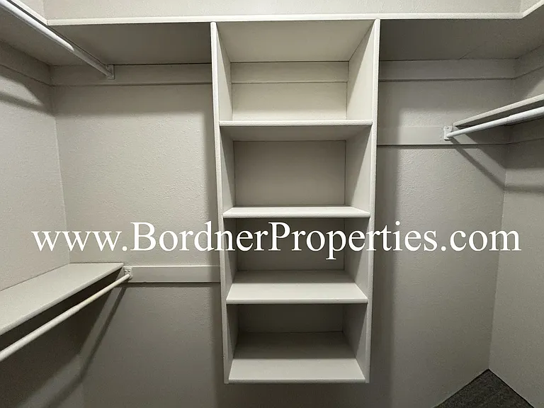 313 Lexington Rd #B — Photo 5