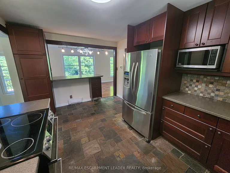 15 Saint Anns Ct — Photo 13