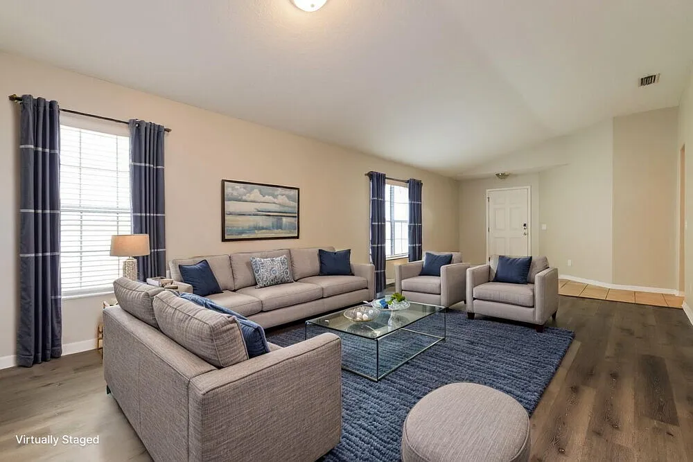4 bed, 2.0 bath, 1930 sqft, $2,190 — Photo 3