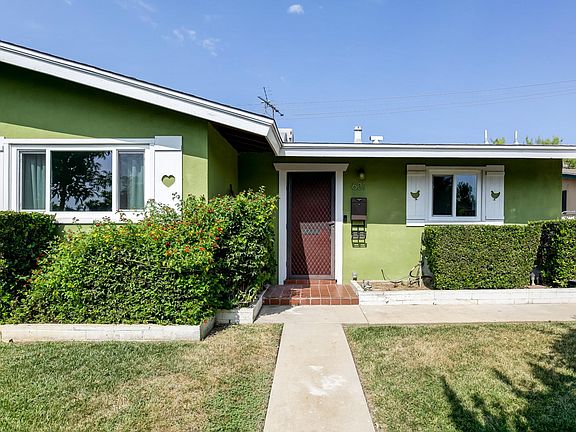 4th image of 631 Hibiscus Dr